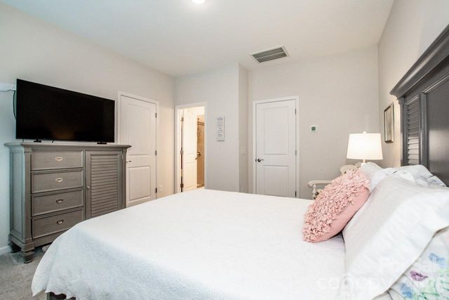 308 Linestowe Drive, Belmont, NC 28012