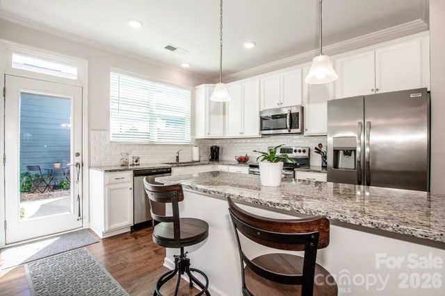 308 Linestowe Drive, Belmont, NC 28012