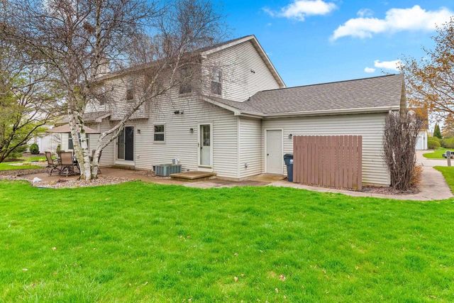 228 BOSWORTH LANE, Neenah, WI 54956