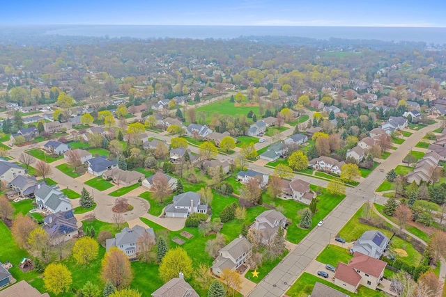 228 BOSWORTH LANE, Neenah, WI 54956