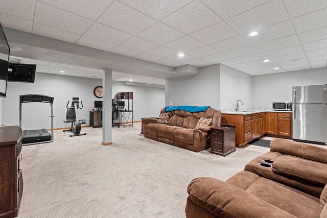 228 BOSWORTH LANE, Neenah, WI 54956