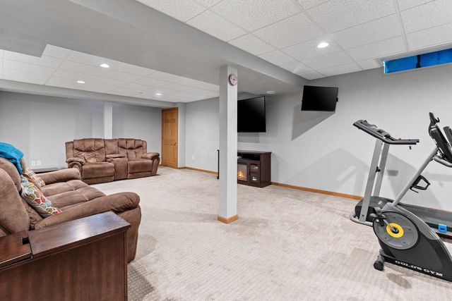 228 BOSWORTH LANE, Neenah, WI 54956