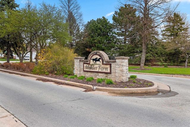 228 BOSWORTH LANE, Neenah, WI 54956
