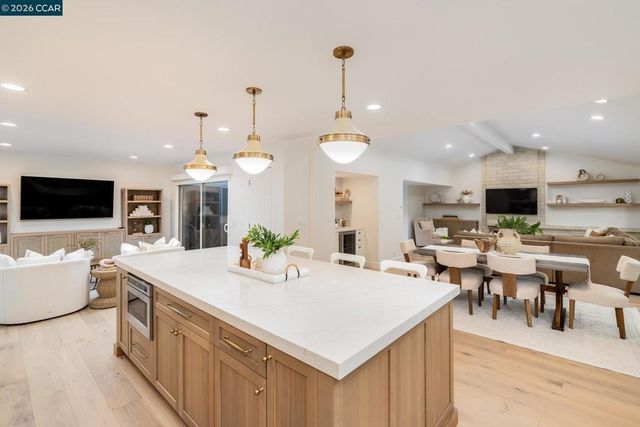 2003 Saint George Rd, Danville, CA 94526