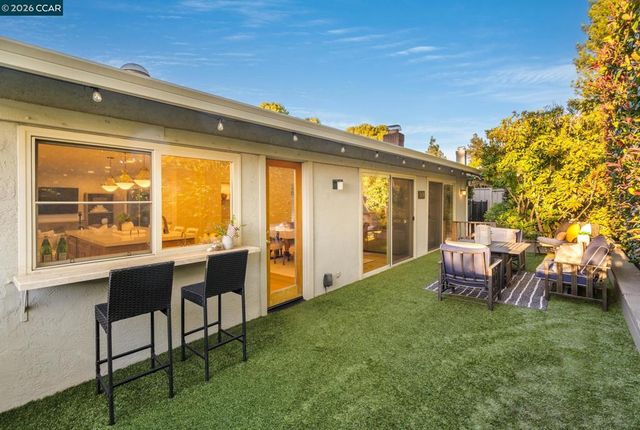 2003 Saint George Rd, Danville, CA 94526