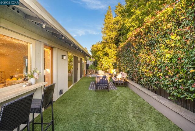 2003 Saint George Rd, Danville, CA 94526