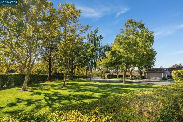 2003 Saint George Rd, Danville, CA 94526