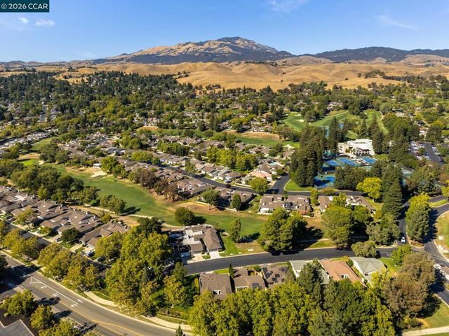 2003 Saint George Rd, Danville, CA 94526