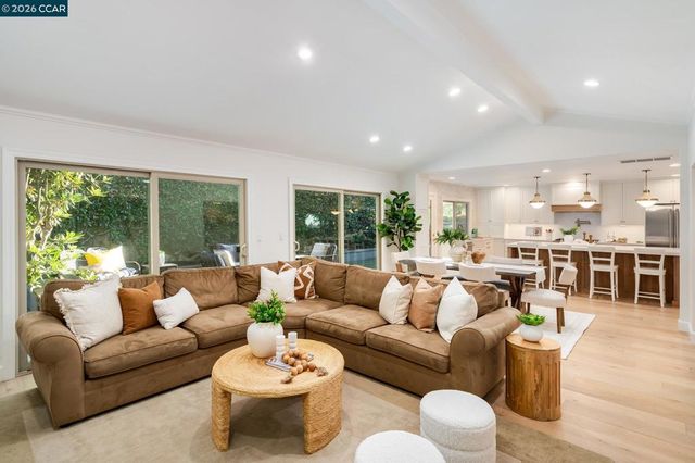 2003 Saint George Rd, Danville, CA 94526