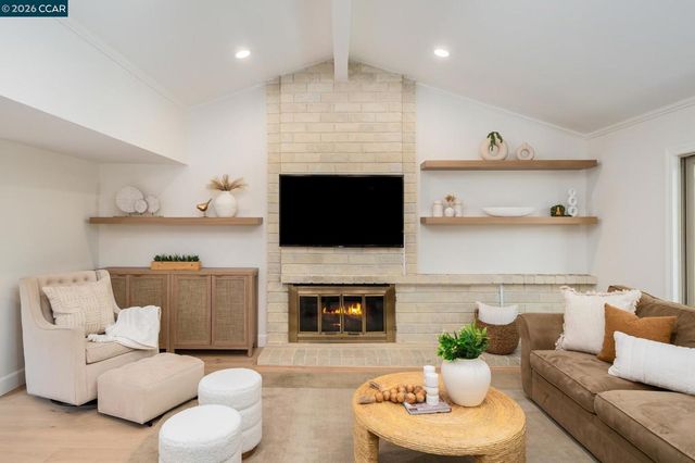 2003 Saint George Rd, Danville, CA 94526