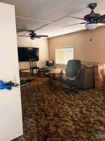 4401 Hughes Lane 167, Bakersfield, CA 93304