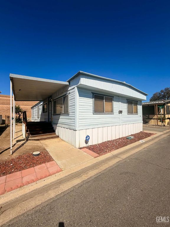 4401 Hughes Lane 167, Bakersfield, CA 93304