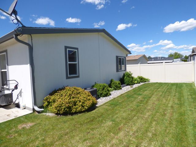 1818 N Grady Ln, Spokane Valley, WA 99016