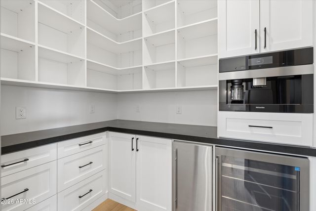 4010 E HAZELWOOD Street, Phoenix, AZ 85018