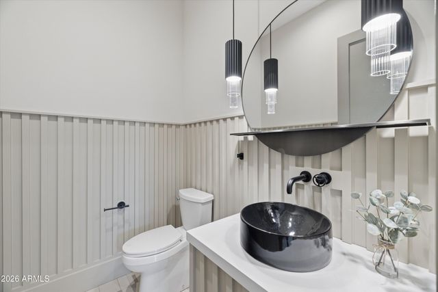 4010 E HAZELWOOD Street, Phoenix, AZ 85018