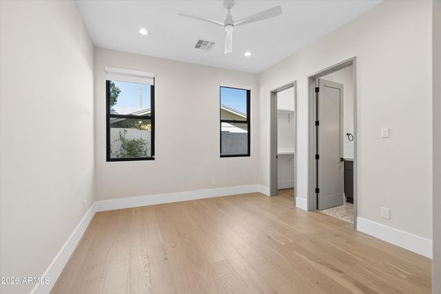 4010 E HAZELWOOD Street, Phoenix, AZ 85018