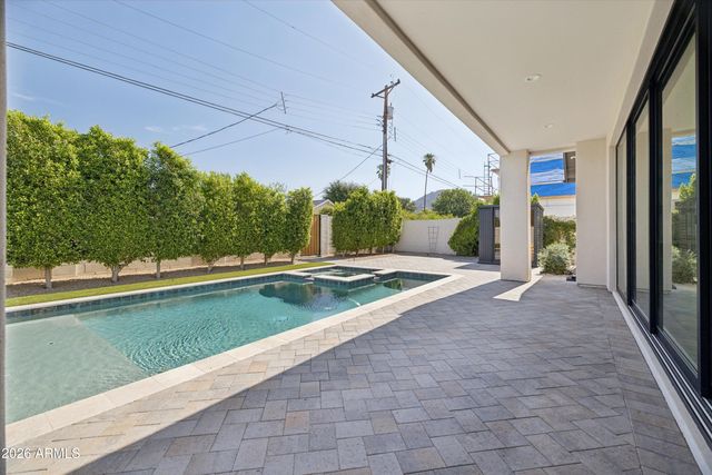 4010 E HAZELWOOD Street, Phoenix, AZ 85018