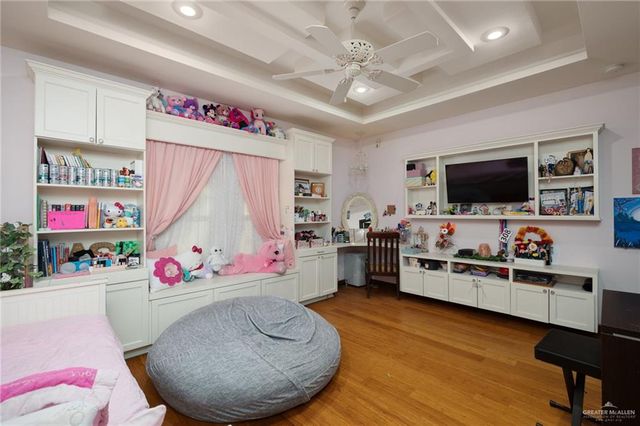 809 Rio Grande Drive, Mission, TX 78572