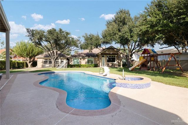 809 Rio Grande Drive, Mission, TX 78572