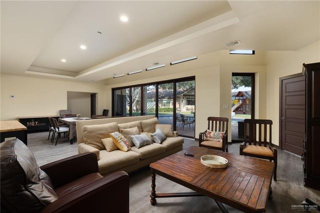 809 Rio Grande Drive, Mission, TX 78572