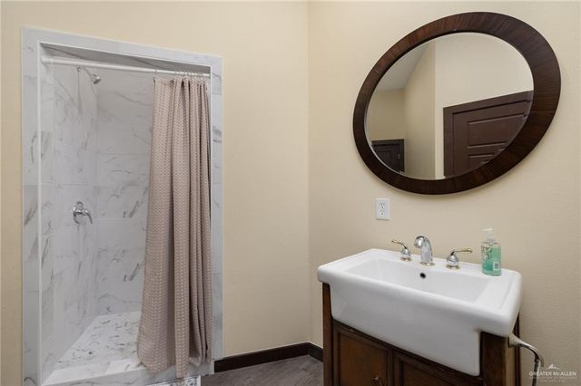 809 Rio Grande Drive, Mission, TX 78572