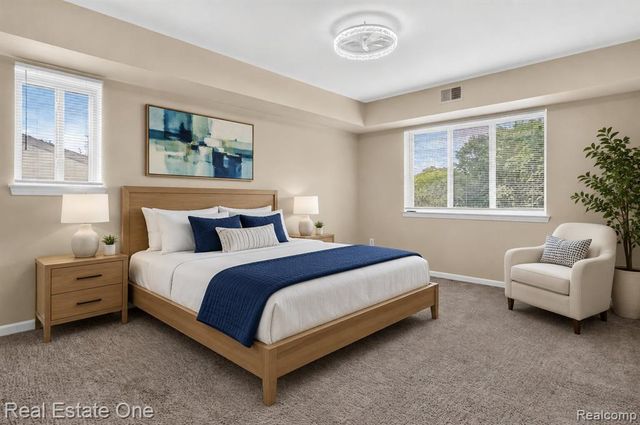 1655 Riverside Drive 12, Rochester Hills, MI 48309