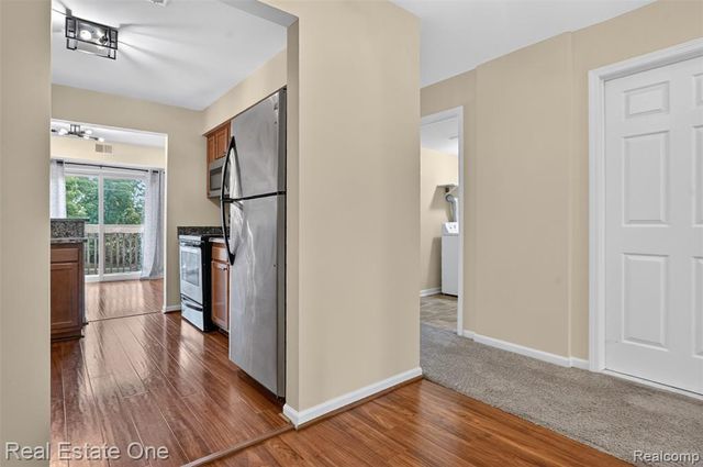 1655 Riverside Drive 12, Rochester Hills, MI 48309