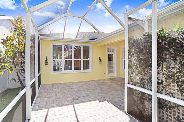 9513 WEST PARK VILLAGE DRIVE, Tampa, FL 33626