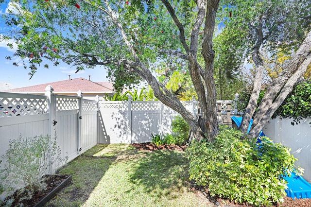 9513 WEST PARK VILLAGE DRIVE, Tampa, FL 33626