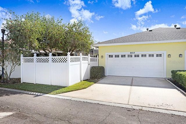 9513 WEST PARK VILLAGE DRIVE, Tampa, FL 33626