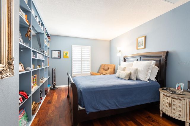 8931 TURNSTONE HAVEN PLACE, Tampa, FL 33619