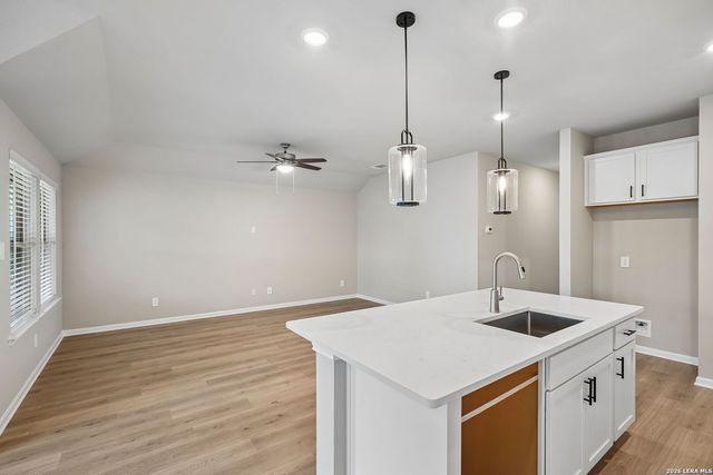 1222 Nikos Hollow, San Antonio, TX 78245