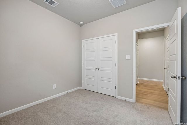 1222 Nikos Hollow, San Antonio, TX 78245