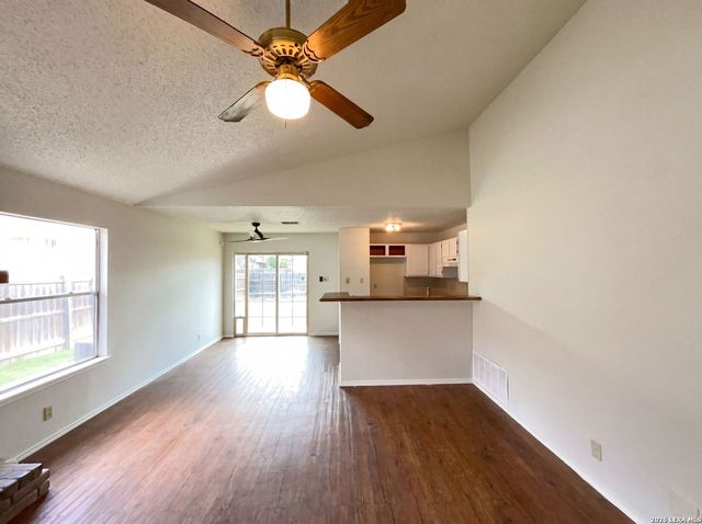 7358 Weybridge, San Antonio, TX 78250
