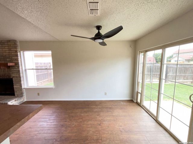 7358 Weybridge, San Antonio, TX 78250