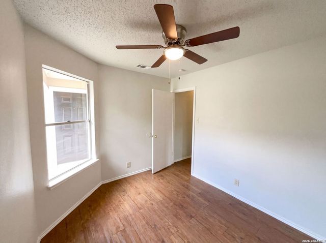 7358 Weybridge, San Antonio, TX 78250