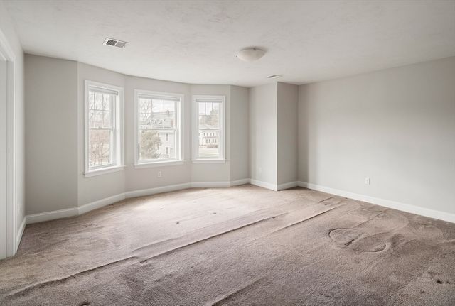 265 Bacon St B, Natick, MA 01760