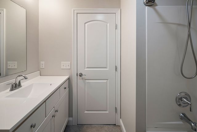 265 Bacon St B, Natick, MA 01760