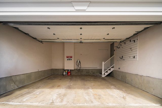 265 Bacon St B, Natick, MA 01760