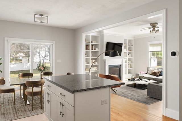 265 Bacon St B, Natick, MA 01760