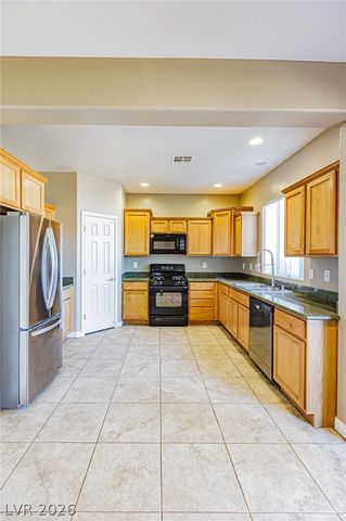 4420 Penguin Avenue, North Las Vegas, NV 89084