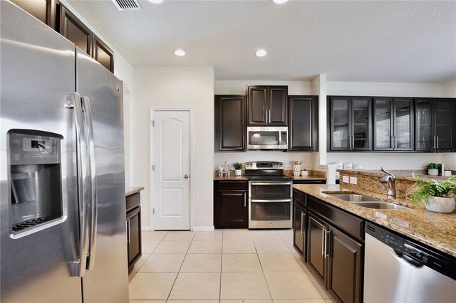 6049 FENDER COURT, Orlando, FL 32837