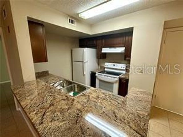 401 FOUNTAINHEAD CIRCLE 155, Kissimmee, FL 34741