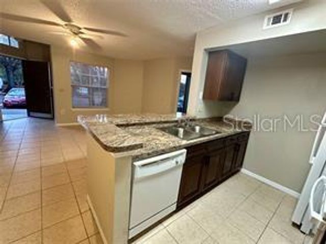 401 FOUNTAINHEAD CIRCLE 155, Kissimmee, FL 34741