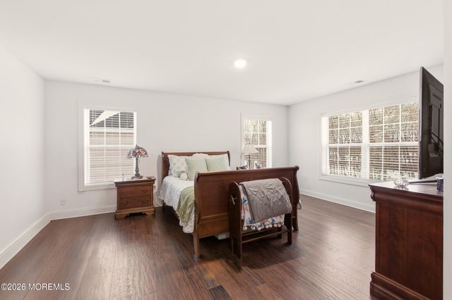 18 Tasha Lane, Howell, NJ 07731