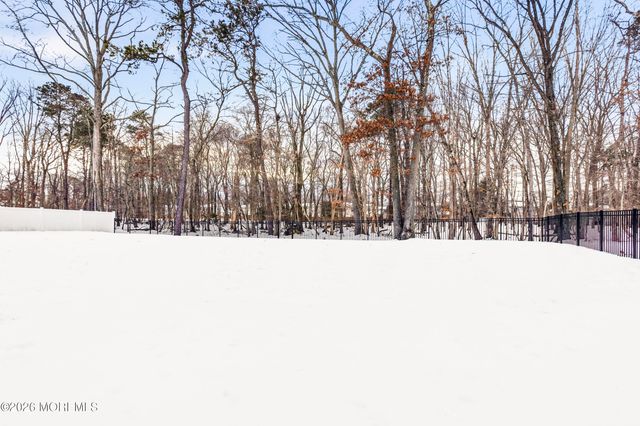 18 Tasha Lane, Howell, NJ 07731