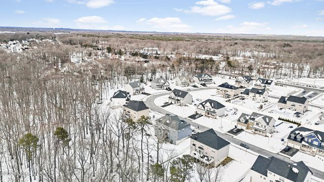 18 Tasha Lane, Howell, NJ 07731