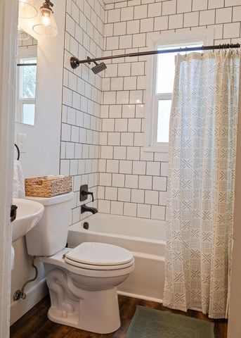 1510 W College Ave, Spokane, WA 99201