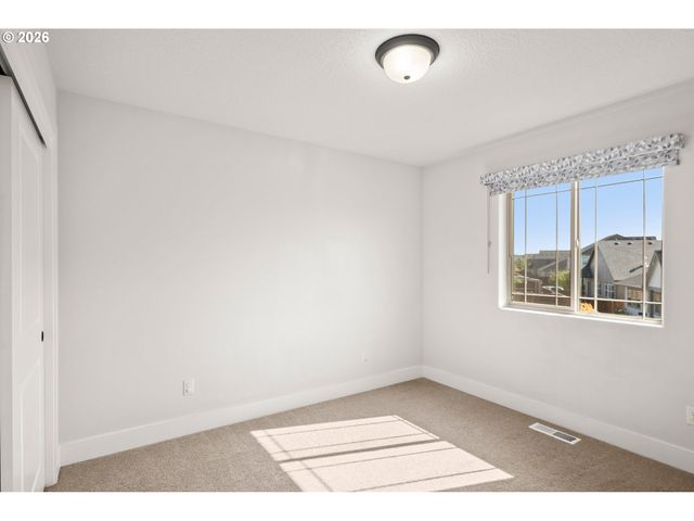 10176 Nw 292ND Ave, North Plains, OR 97133