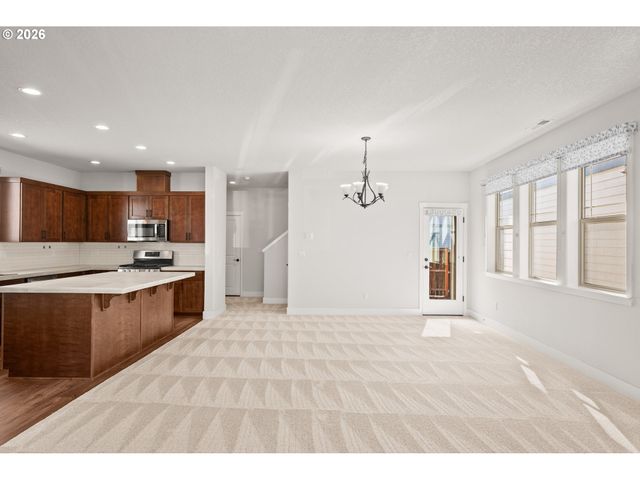 10176 Nw 292ND Ave, North Plains, OR 97133